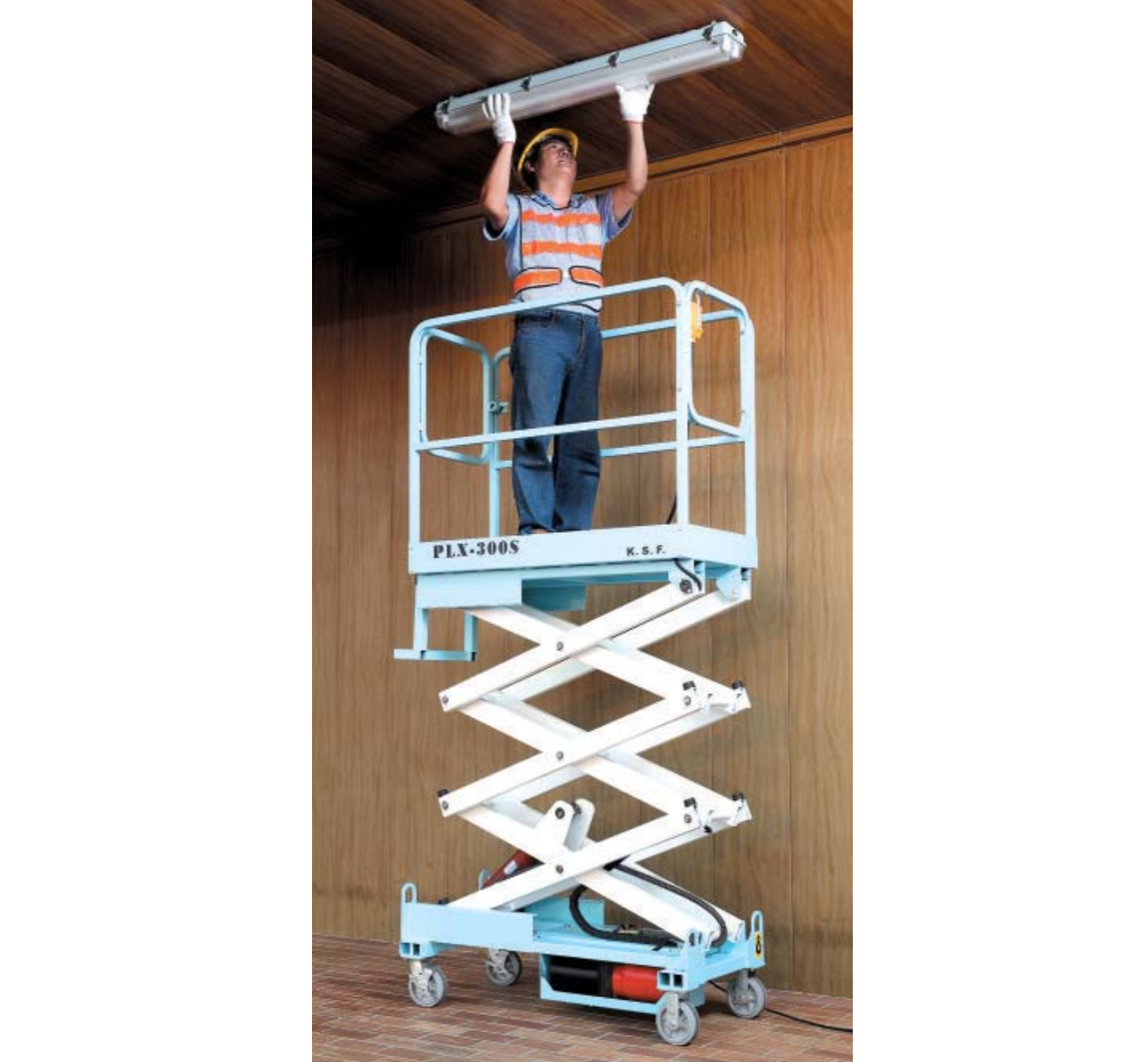 Scissor Lifter upto 600cm High, 200kg Cap Spacepac Industries