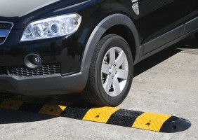 economy-rubber-speed-hump-sme-2-fca033208d