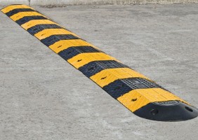 economy-rubber-speed-hump-sme-3-1f323358eb