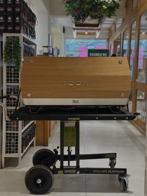 Demtruk DELUX 2.0 folding cart fully loaded with heavy equipment