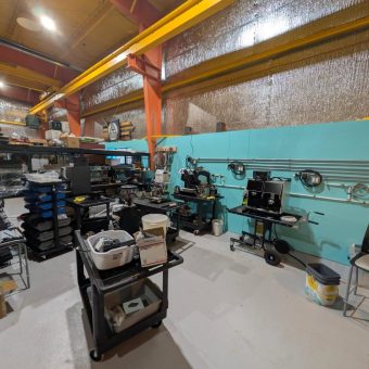 Mobile Equipment Handling with a compact folding cart